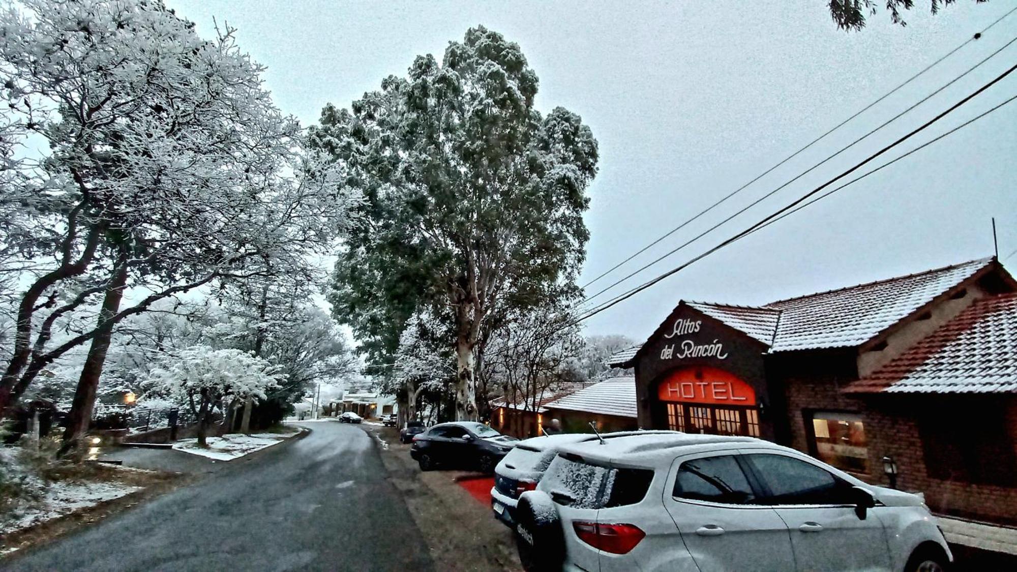 Hotel Altos Del Rincon Merlo エクステリア 写真